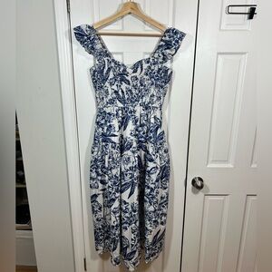 NWT Abercrombie and Fitch Navy and White Smocked Dress